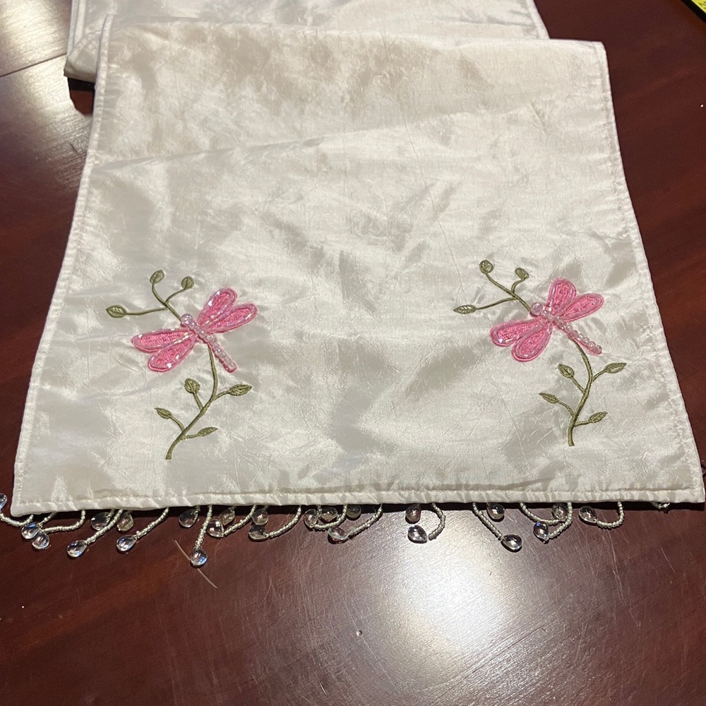 Embroidered Dragonfly Silk-Feel Table Runner - Pink/White